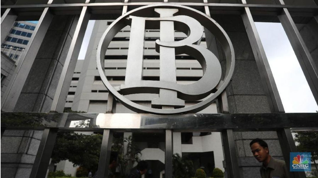 Nilai Tukar Rupiah Kian Tertekan, Suku Bunga Acuan BI Diproyeksi Naik Mulai Besok