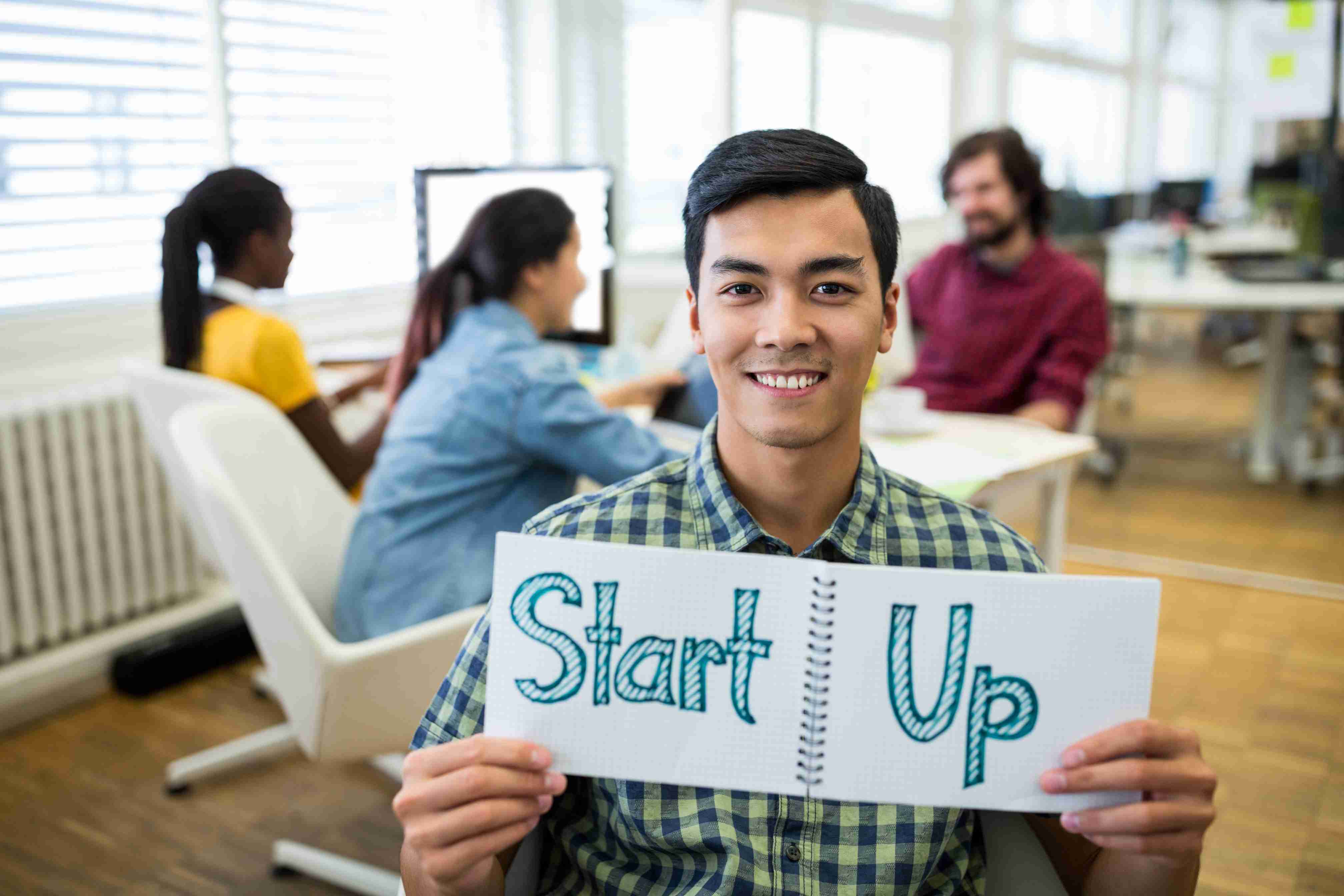 Rahasia Sukses Lean Startup di Era AI: Panduan Langkah-demi-Langkah Praktis 2026 untuk Membangun Bisnis Tahan Krisis
