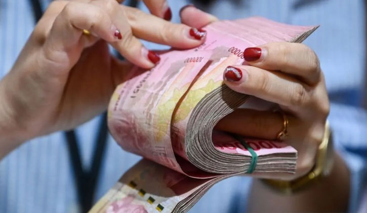 Rupiah Nyaris Tembus Rp17.750 Akibat Efek 'Hawkish' The Fed: Waktunya UMKM Atur Ulang Arus Kas