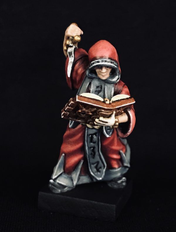 28mm dark Cthulhu priest