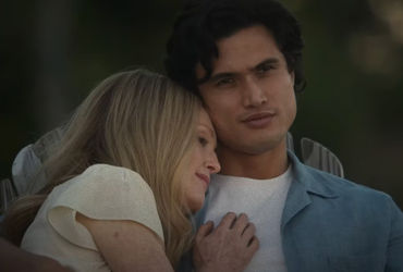 The Symbolism of Hobbies in May December: A Deep Dive into Gracie and Joe's Dynamic