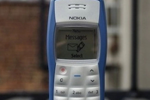 Nokia 1100 - Huyền thoại cục gạch tạo nên kỳ tích