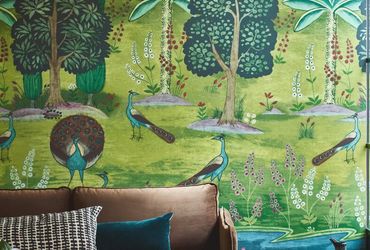 A Journey Through the History of Wallpaper: From Ancient Patterns to Modern Elegance