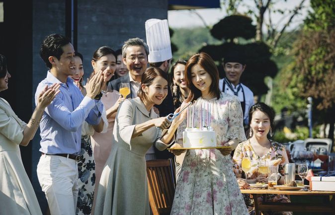 The Battle of Popularity: Barbie Knocks Parasite Off the Top Spot