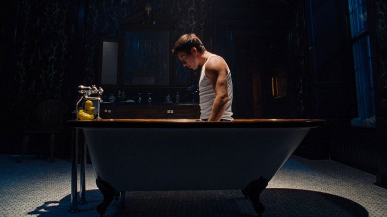 Unveiling the Intriguing Secrets of Saltburn's Infamous Bathtub Scene