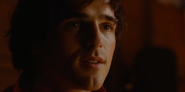 A close-up of Felix Catton (Jacob Elordi) with an eyebrow piercing in Saltburn.