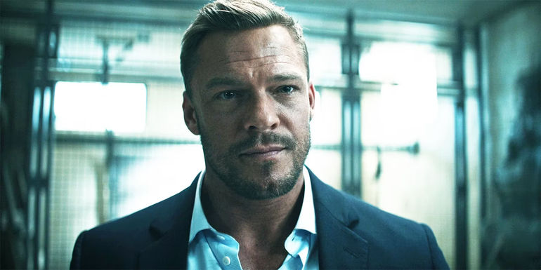 Alan Ritchson as Jack Reacher in Reacher season 2, episode 7