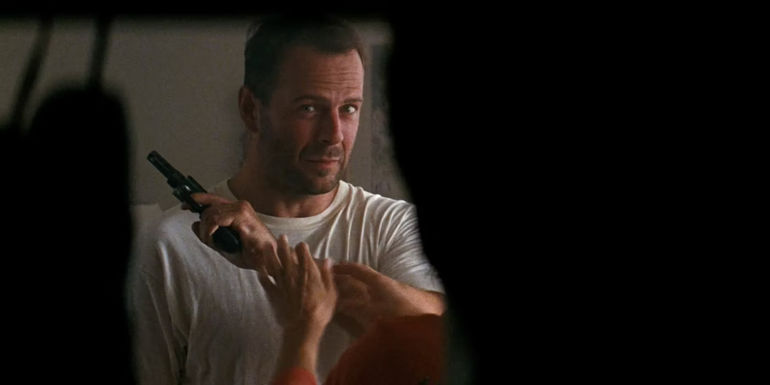 Bruce Willis as Hallenbeck finding his wife cheating in The Last Boy Scout