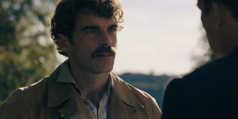 Stanley Weber as Jean-Pierre Devereaux in Monsieur Spade