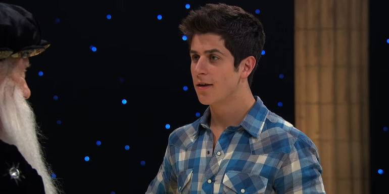 Justin Getting New Wizard Power and a Job Offer in Wizards of Waverly Place