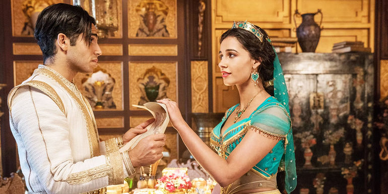 Aladdin 2019 Aladdin talking to Jasmine
