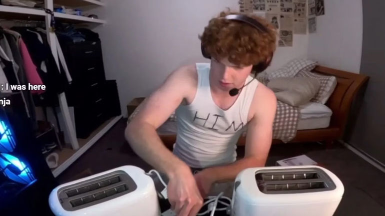 Boggles1: Streamer Nổi Tiếng Bị Cấm Trên Twitch