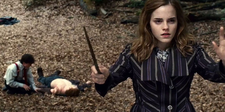 Hermione casting protection charms while Harry tends to Ron in The Deathly Hallows