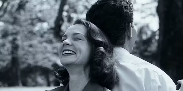 Carey Mulligan as Felicia laughing in Maetro