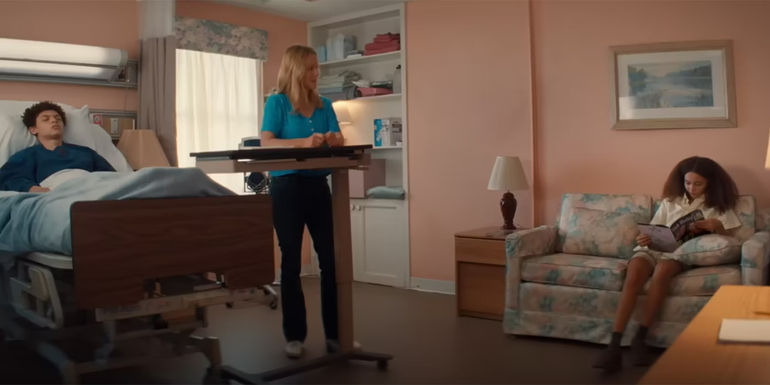 laura linney stands in hospice room with nico parker in Suncoast