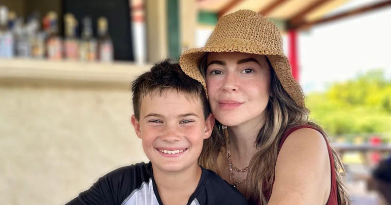 Alyssa Milano's GoFundMe Controversy: A Closer Look