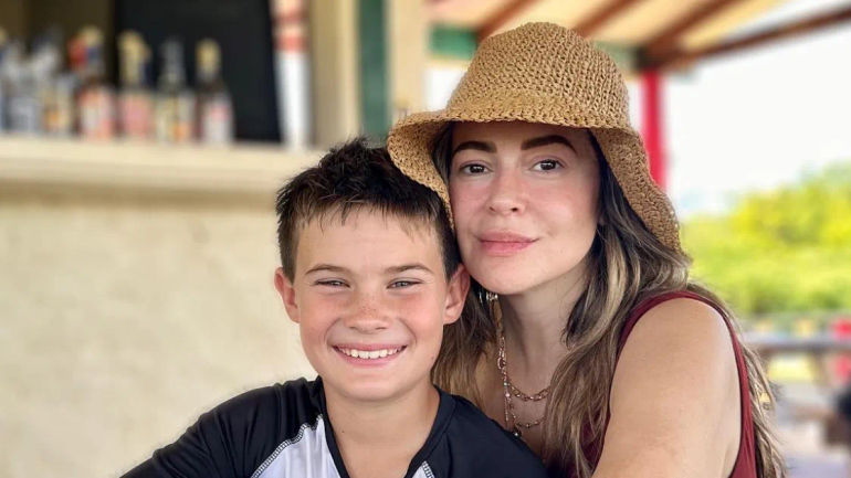 Alyssa Milano's GoFundMe Controversy: A Closer Look