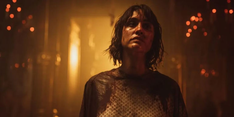 Megan Montaner as Elena Martín looking exhausted and defeated in 30 Coins season 2.