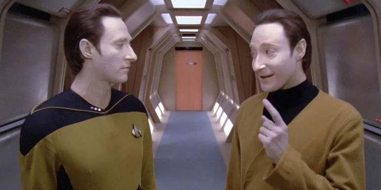 Data and Lore face off in Star Trek TNG