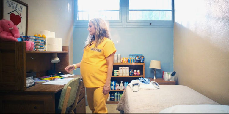 Connie pregnant in jail in Queenpins