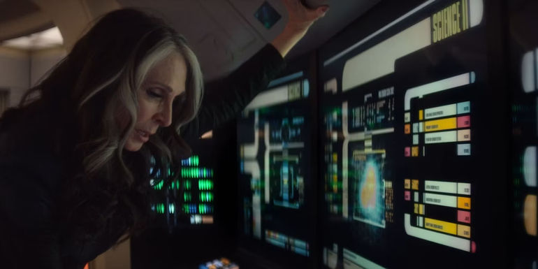 Star Trek Picard Enterprise-D Dr. Crusher