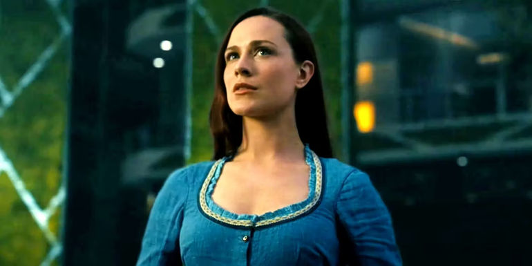 Evan Rachel Wood as Dolores during the Westworld season 4 ending