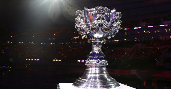 Những Hành Trình Thất Bại Và Sự Chuyển Mình Của Các Đội Tuyển LMHT