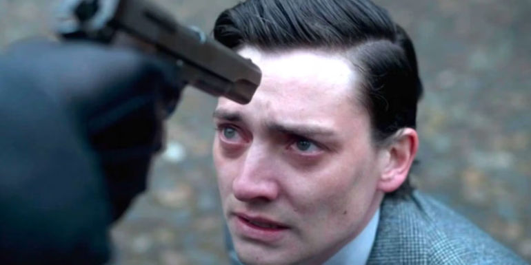 Doctor Holford with a gun to his head in Peaky Blinders