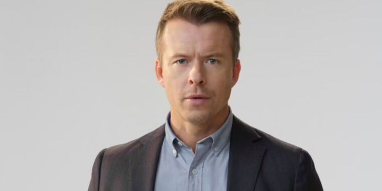 Todd Lasance as Jim 