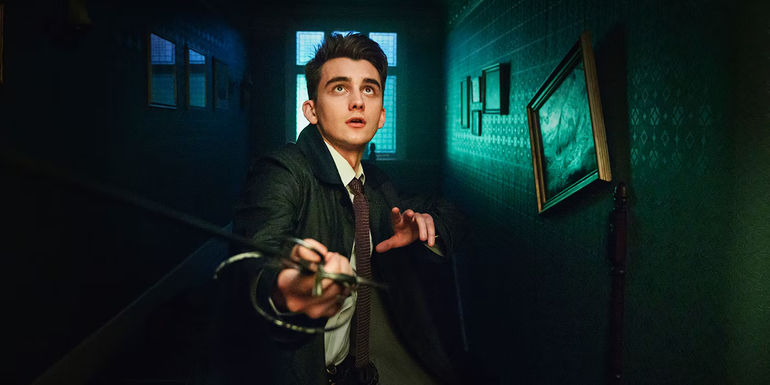 Lockwood holding out a blade in Lockwood and Co on Netflix