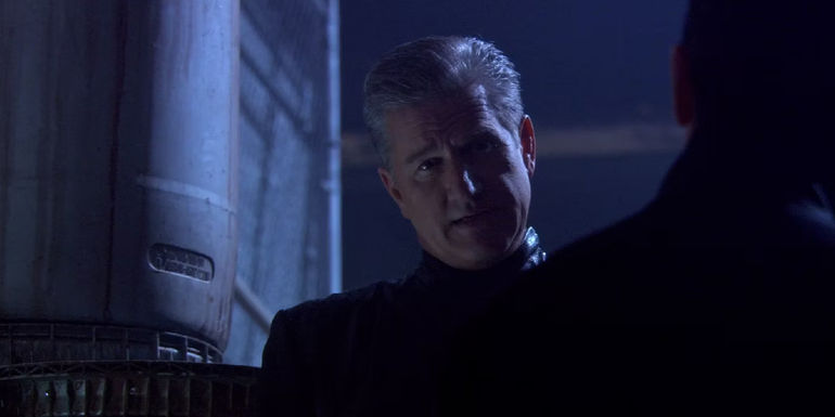 Eric Pierpoint as Harris in Star Trek: Enterprise