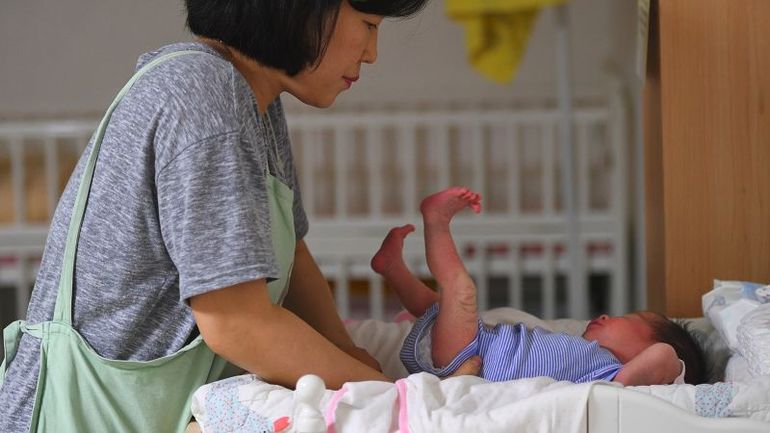 Innovative Employee Benefits Program to Address Low Birth Rate in South Korea