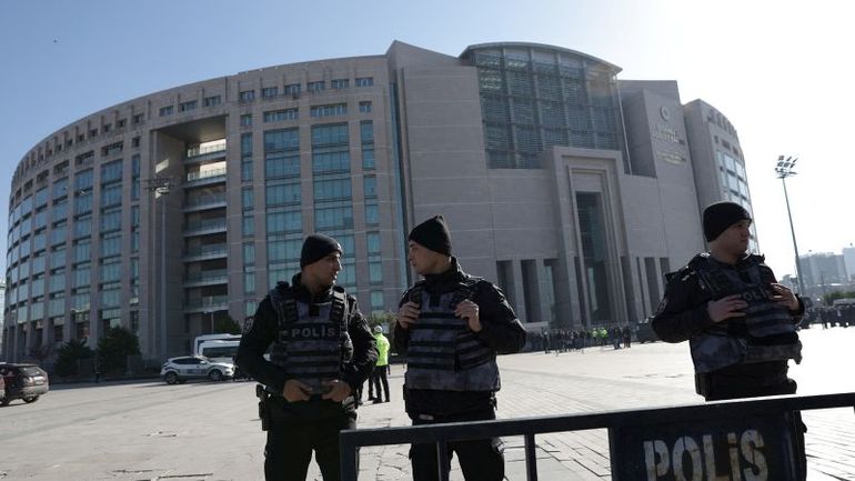 Violent Attack Foiled at Istanbul Courthouse