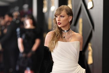 Taylor Swift Threatens Legal Action Against College Student Who Tracks Private Jets