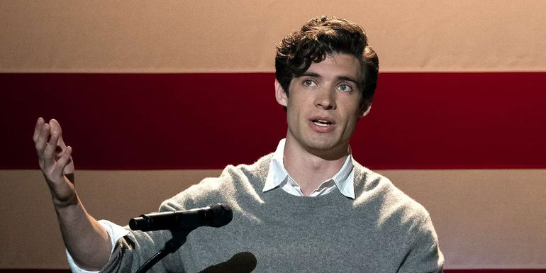 River barkley (David Corenswet) giving a speech in The Politician