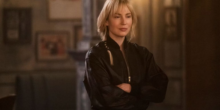 Parker with her arms crossed in Leverage-Redemption