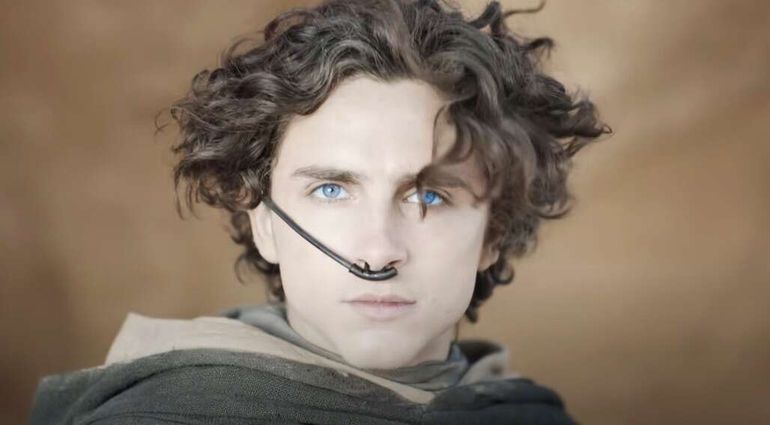 Unveiling the Spectacle of Paul Atreides' Sandworm-Riding Scene