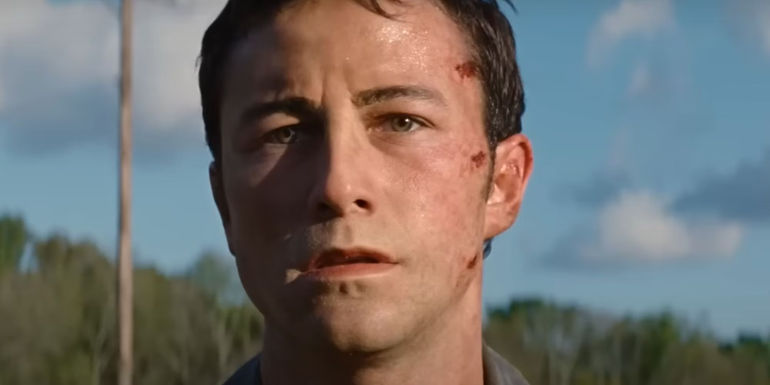 Jason Gordon-Levitt as Young Joe in Looper looking concerned
