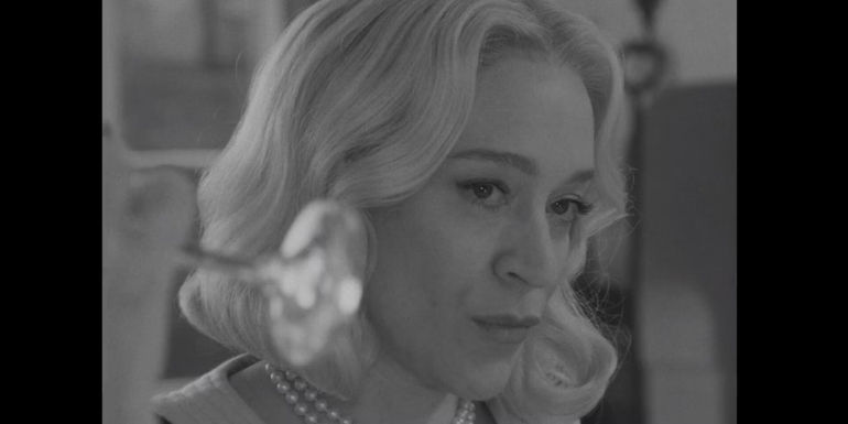 Chloe Sevigny As C. Z. Guest In Feud: Capote Vs. The Swans.jpg