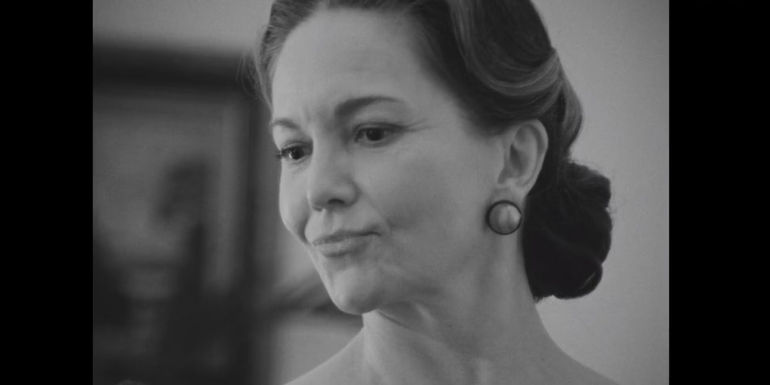 Diane Lane As Slim Keith In Feud: Capote Vs. The Swans.jpg