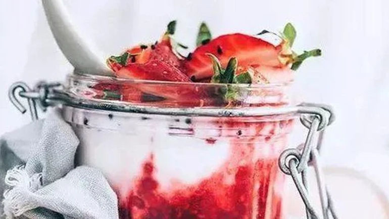 Bí Mật Giữ Gìn Tuổi Thanh Xuân: Hạn Chế 5 Loại Thực Phẩm Này Để Trông Trẻ Hơn