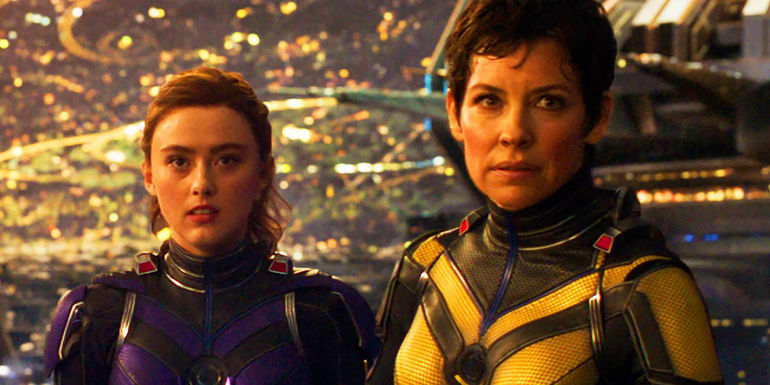 Cassie Lang and Hope Van Dyne's Wasp in the Quantum Realm in Ant-Man 3