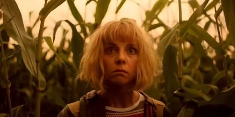 Sophia Di Martino in Flowers