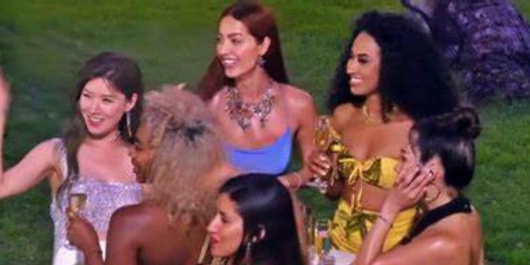 Love & Translation women