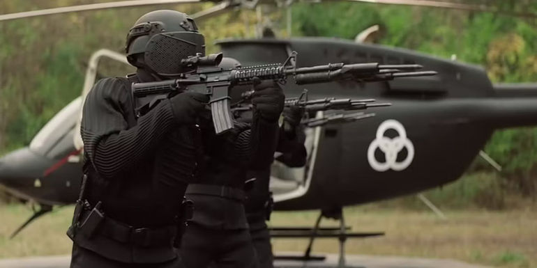 CRM agents with a helicopter in The Walking Dead