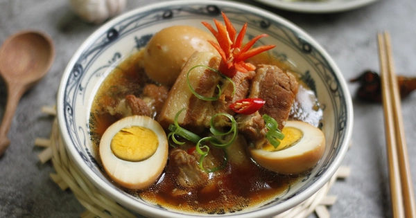 Bí quyết ăn uống thông minh trong dịp Tết để tránh béo phì