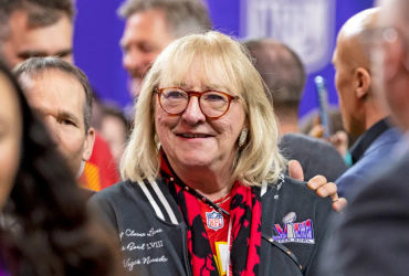 The Unforgettable Journey of Donna Kelce: A VIP Experience on Southwest Airlines