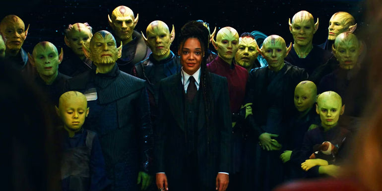 Skrull refugees from Tarnax with Valkyrie in The Marvels