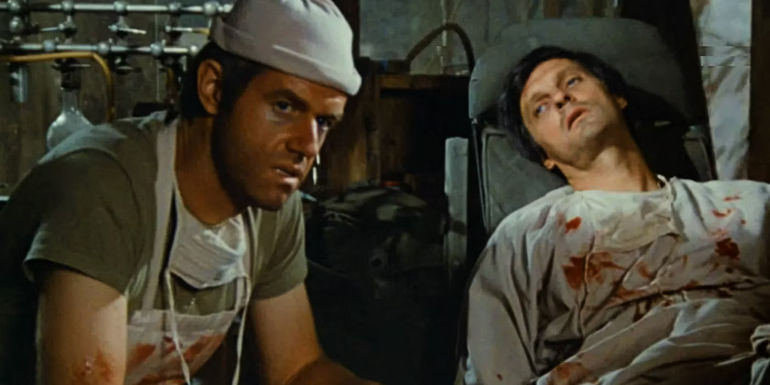 Mike Farrell's BJ and Alan Alda's Hawkeye in MASH season 4