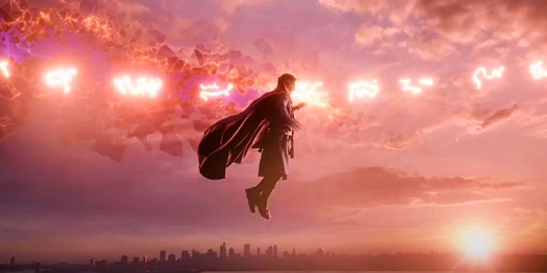 Doctor Strange performs mind wipe spell in no way home